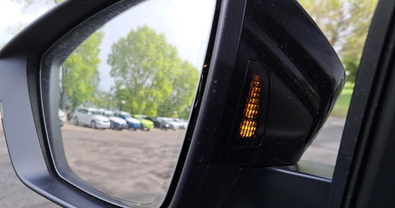 Skoda Karoq cena 163900 przebieg: 1, rok produkcji 2024 z Bełchatów małe 562